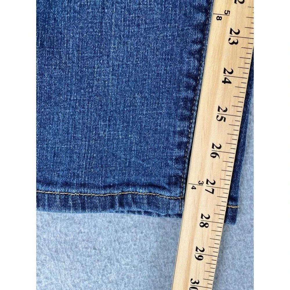 Levi's‎ Mid Rise Skinny Blue Jeans Women's Size 14M Denim Medium Wash (31x28)